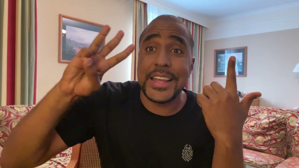 Curso de desenvolvimento pessoal, Manual do Macho Moderno - Raiam Santos