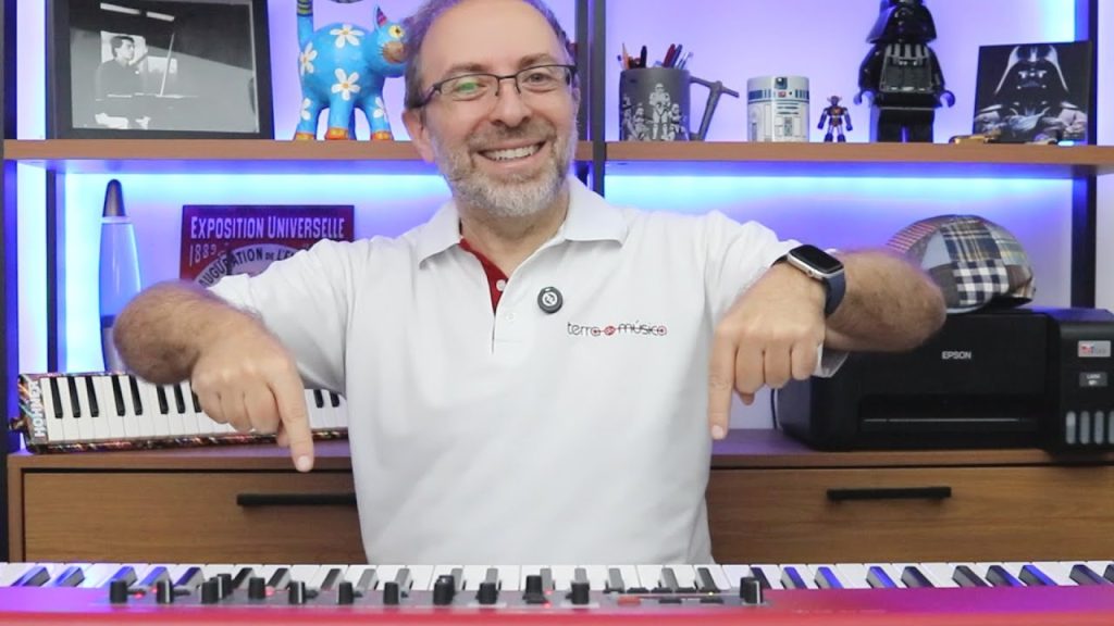 Curso de Piano e Teclado Iniciante - Turi Collura