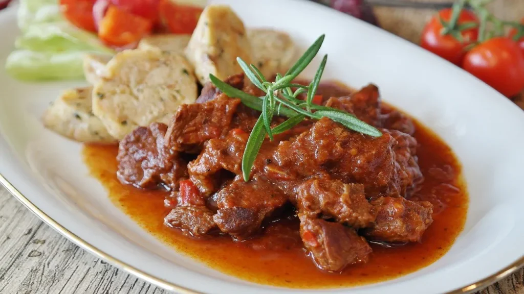 Curso de Cozinha Trivial – Luzia Linares Flinto