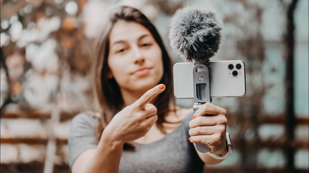 Criação de Vídeos com Smartphone – Casal REC